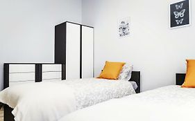 Apartament Fioletowy Krakowskie Przedmiescie 26